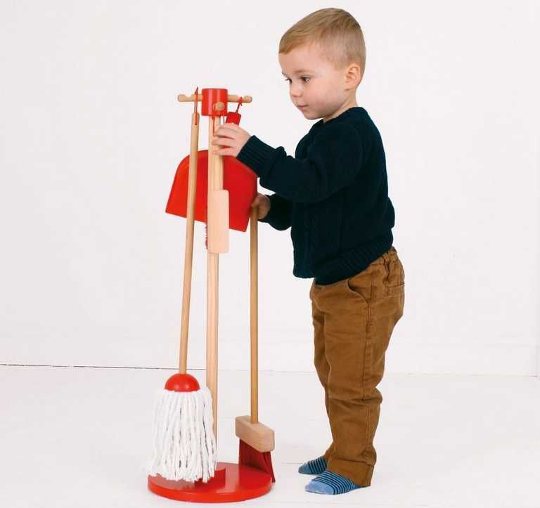 Bigjigs Toys úklidový hrací set červený - obrázek 11