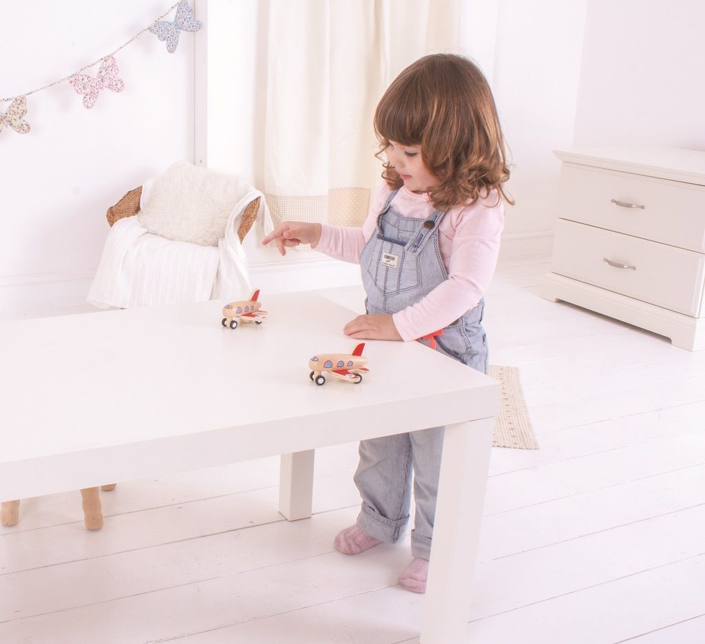 Bigjigs Toys Dřevěné natahovací letadlo 1ks - obrázek 4