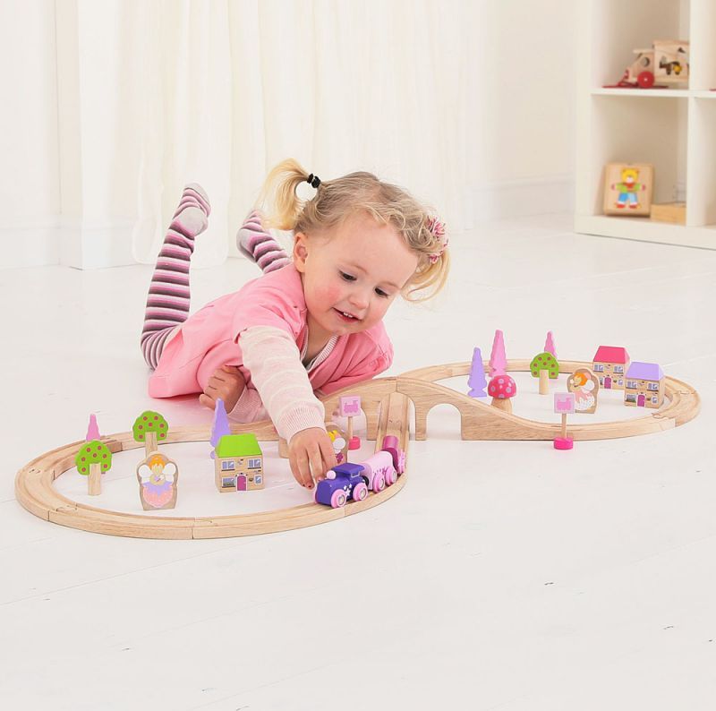 Bigjigs Rail Dřevěná vláčkodráha osmička pro princezny 40 dílů - obrázek 2