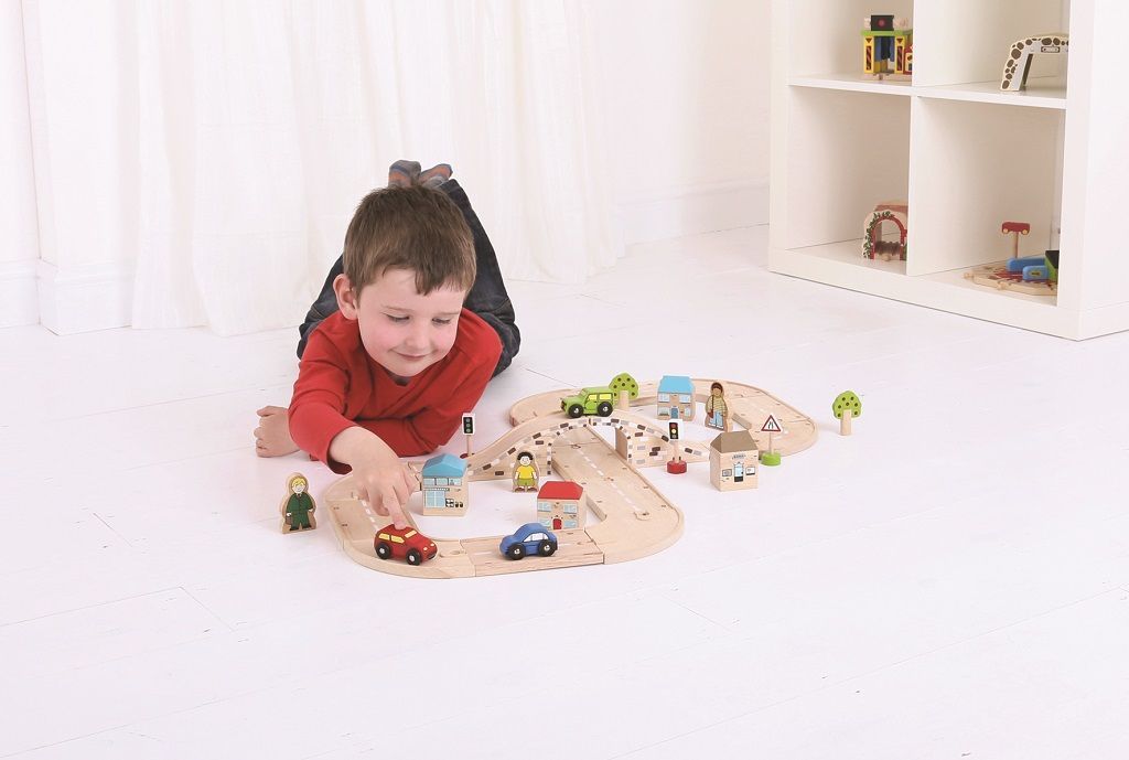 Bigjigs Rail Dřevěná autodráha osmička - obrázek 17