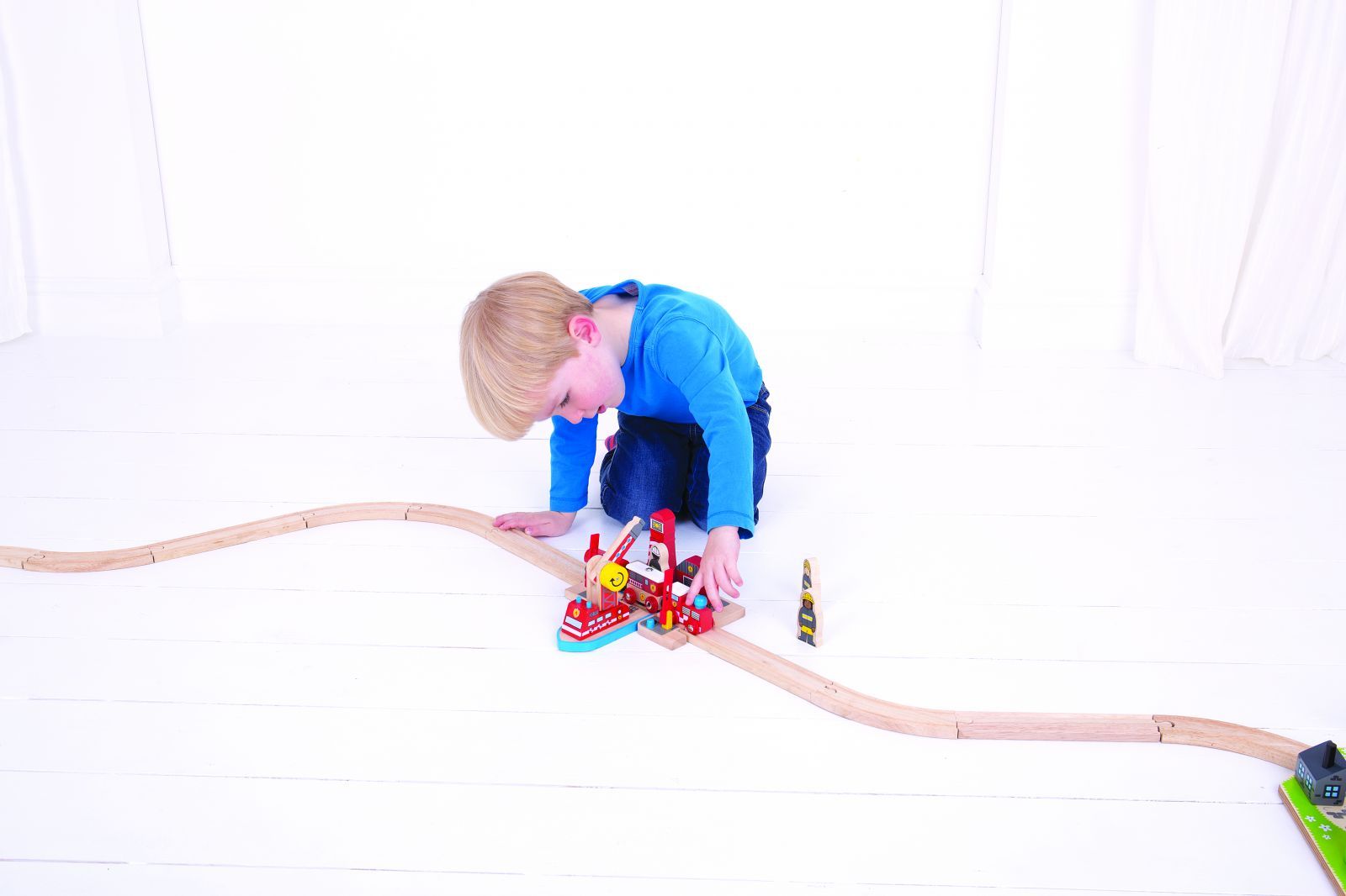 Bigjigs Rail Hasiči mořští záchranáři - obrázek 15