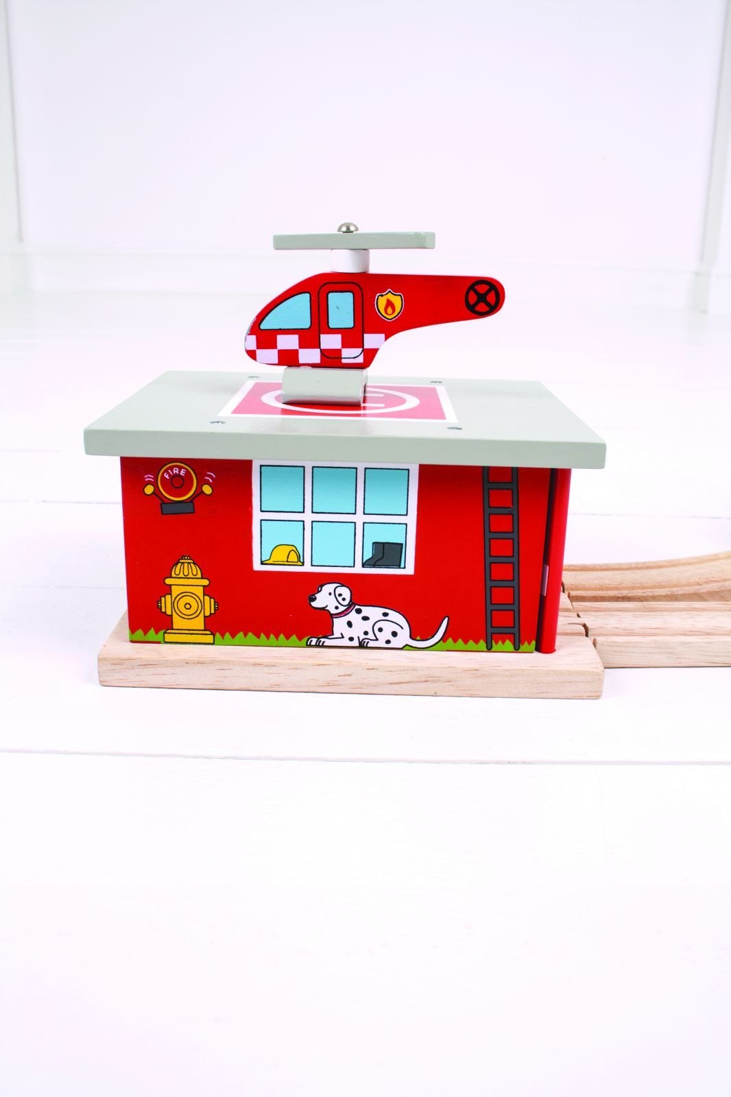 Bigjigs Rail Depo hasičská stanice - obrázek 12