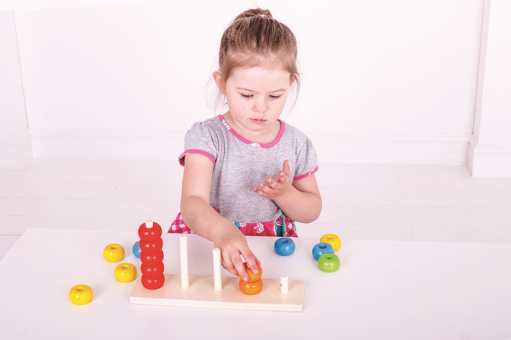 Bigjigs Toys Dřevěná motorická deska nasazování korálky - obrázek 7
