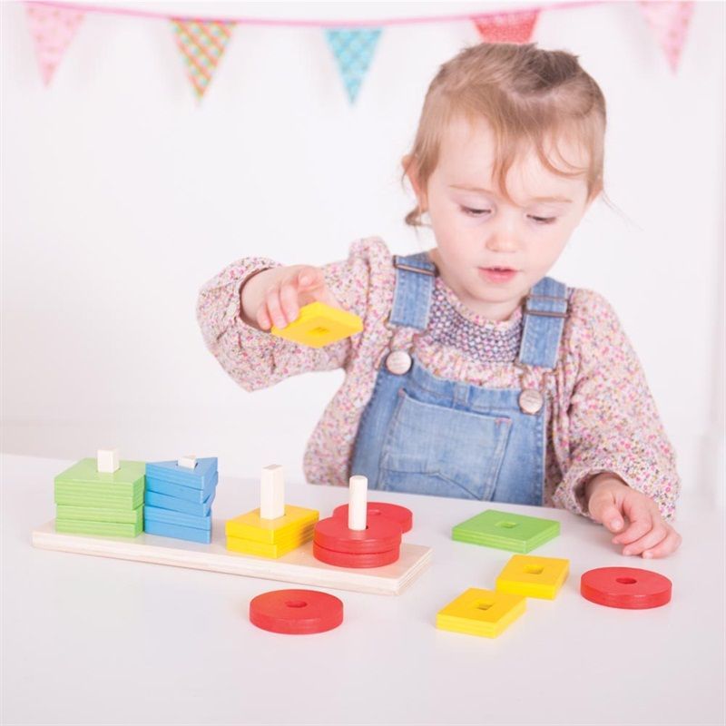 Bigjigs Toys Dřevěná motorická třídící deska tvary barvy - obrázek 5