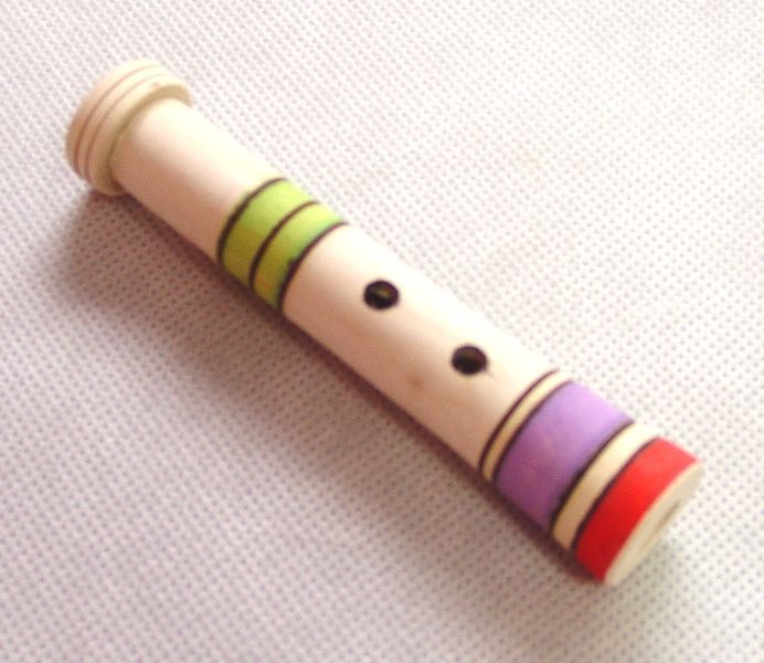 Ceeda Cavity Dětská dřevěná píšťalka malá barevná - obrázek 1