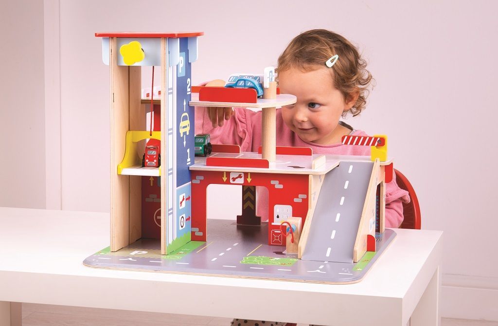 Bigjigs Toys Garáž s parkovištěm - obrázek 3