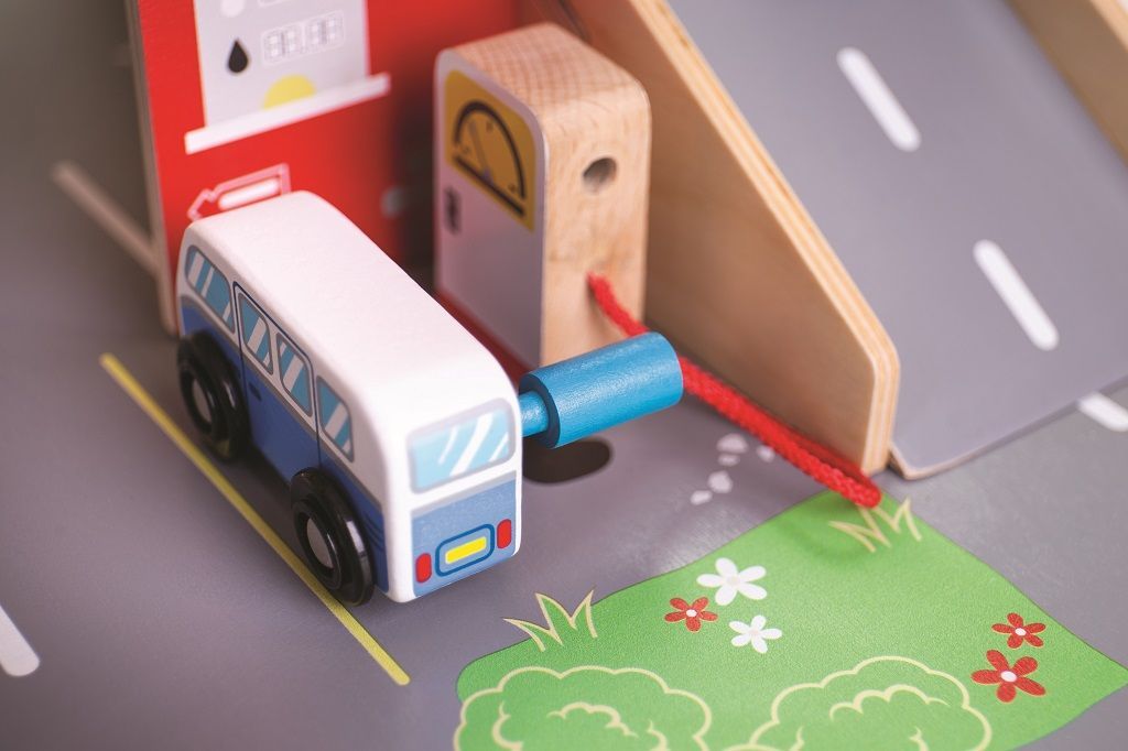 Bigjigs Toys Garáž s parkovištěm - obrázek 13