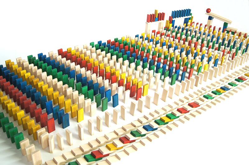 EkoToys Dřevěné domino barevné 830 ks - obrázek 3