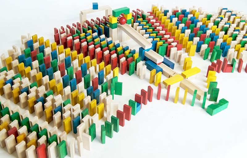 EkoToys Dřevěné domino barevné 830 ks - obrázek 4
