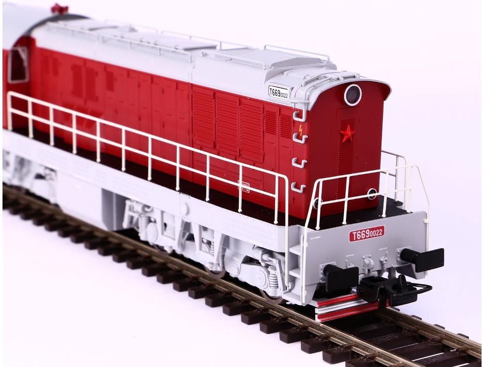 Piko Dieselová lokomotiva T669 ČSD IV červená - 59786 - obrázek 2