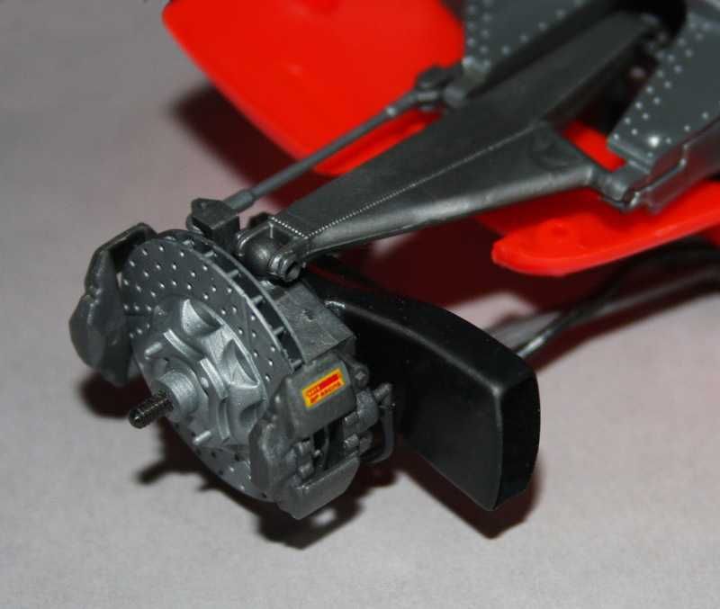 ITALERI Model Kit auto 4704 - Alfa Romeo 179 - 179C (1:12) - obrázek 9