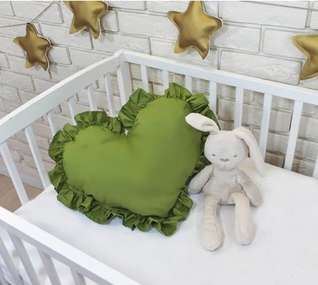 Baby Nellys Dekorační oboustranný polštářek - Srdce, 45 x 40 cm - olivové, zelené - obrázek 1