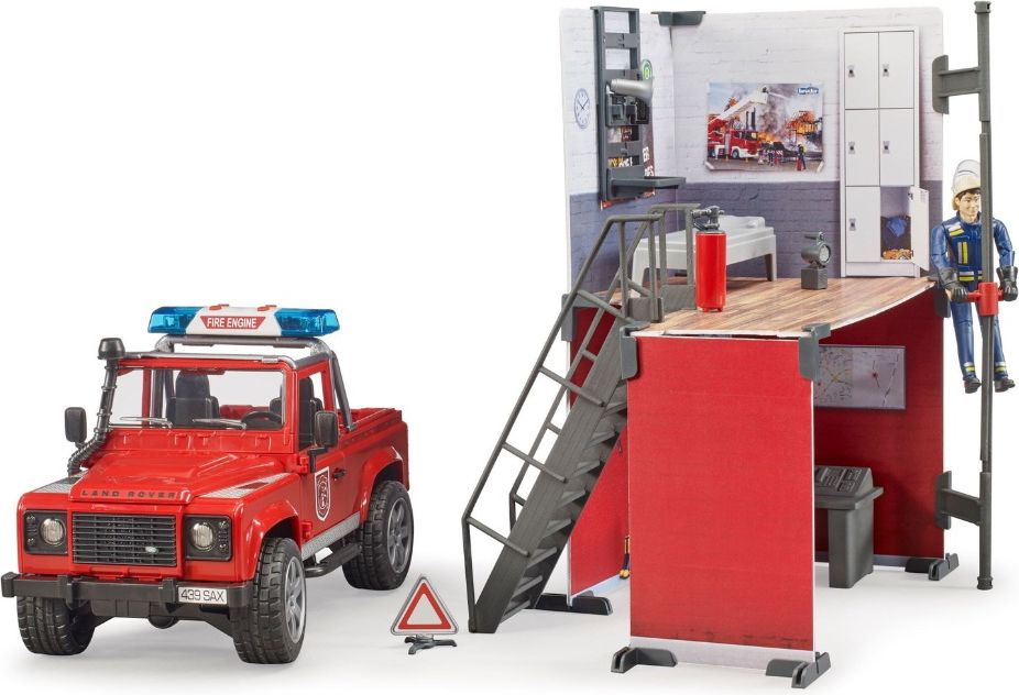 Bruder 62701  Land Rover Defender hasiči se stanicí a hasičem - obrázek 5