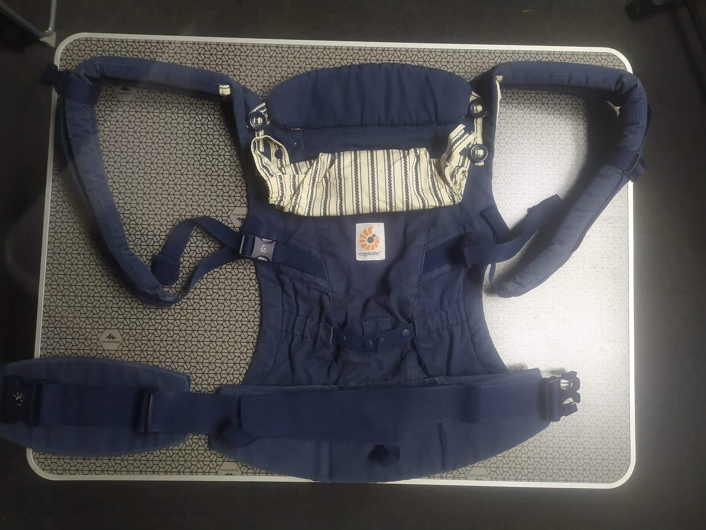 ERGOBABY ADAPT - bazar - obrázek 1