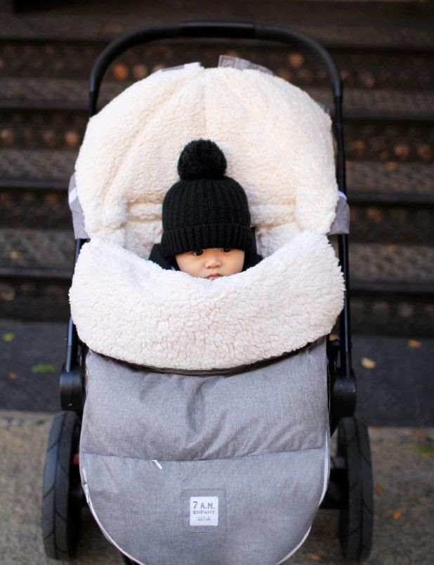 7 A.M. ENFANT Fusak LambPOD 7AM Enfant Grey Stars - obrázek 2