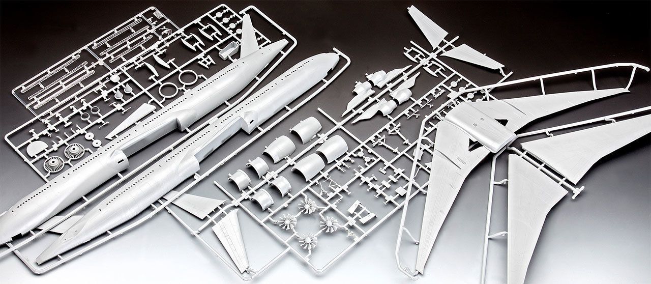 REVELL Plastic ModelKit letadlo 04945 - Boeing 777 - 300 ER (1:144) - obrázek 8