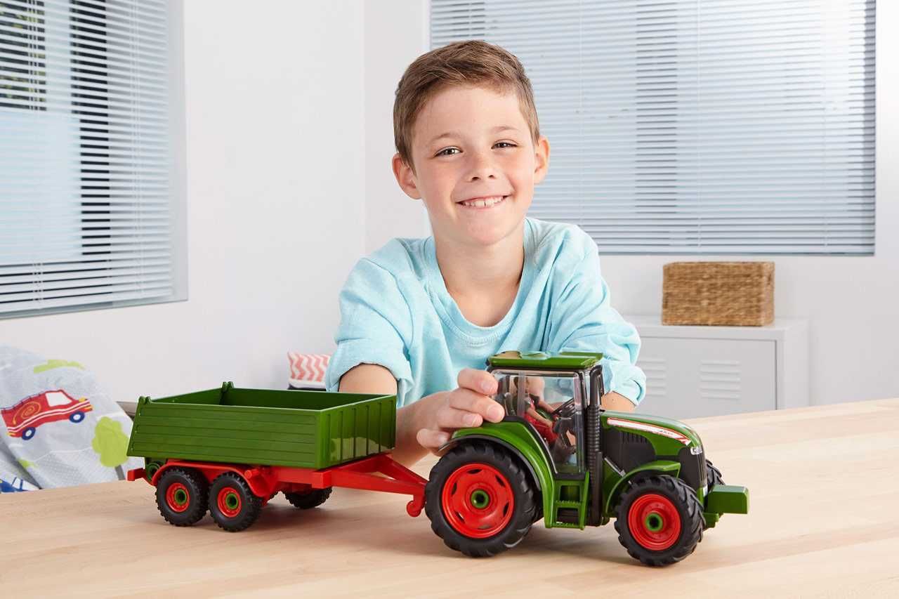 REVELL Junior Kit traktor 00817 - Tractor & Trailer incl. figure (1:20) - obrázek 14