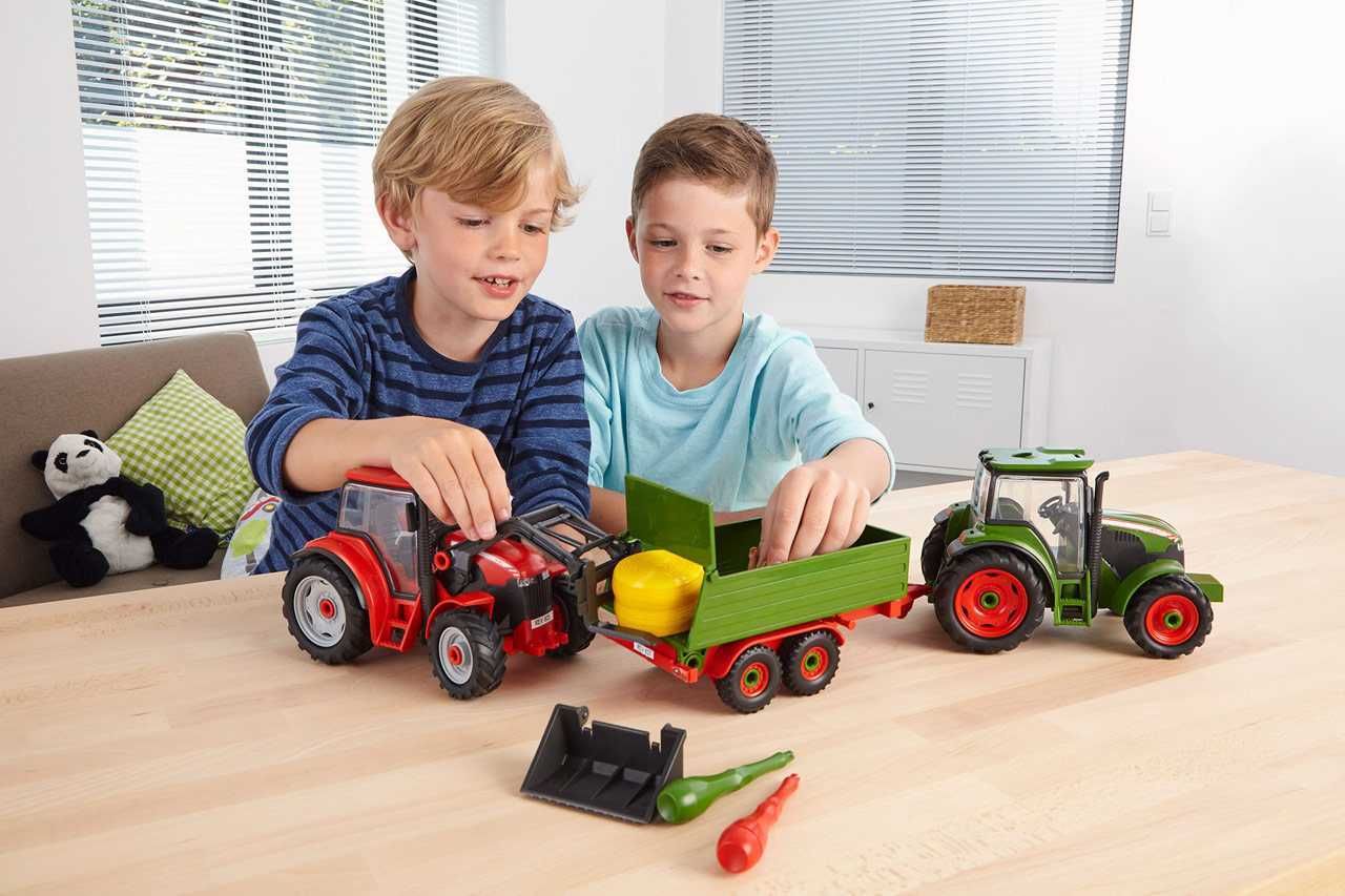 REVELL Junior Kit traktor 00817 - Tractor & Trailer incl. figure (1:20) - obrázek 16