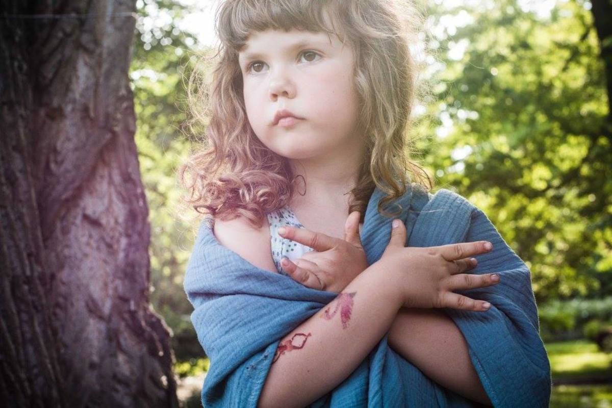 LILU Mušelínová přikrývka/šátek grafit - obrázek 3