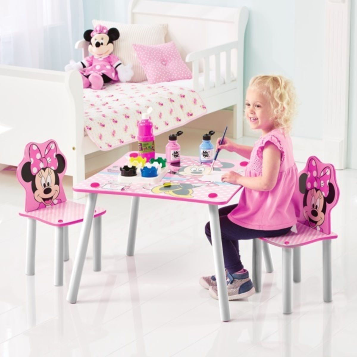 Dětský stůl s židlemi Minnie Mouse - obrázek 3