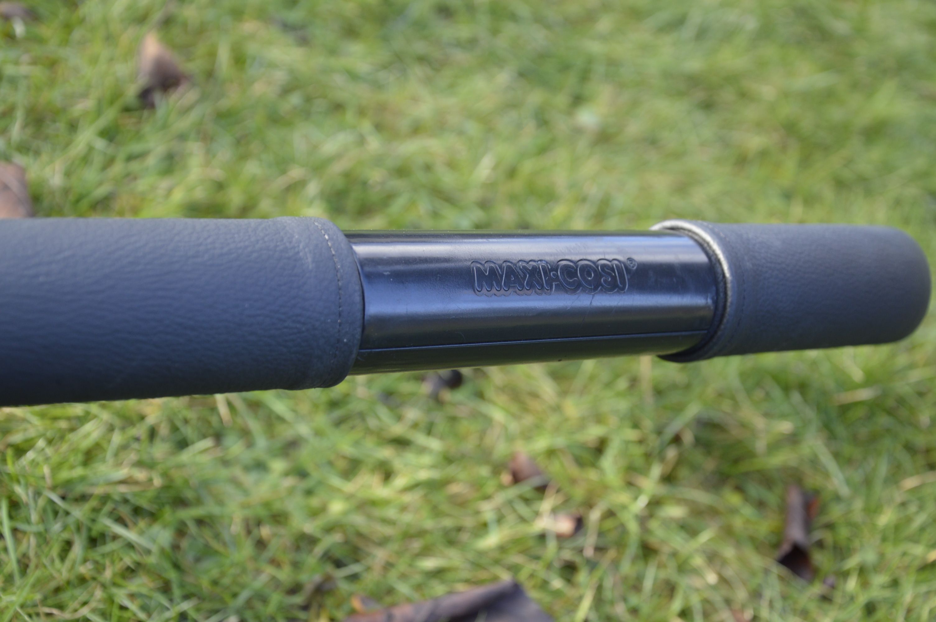 Ma-tata.cz Kožený potah na rukojeť kočárku - rodič Značka kočárku: Thule, Barva: krémová, Model kočárku: Urban Glide 2 - obrázek 18