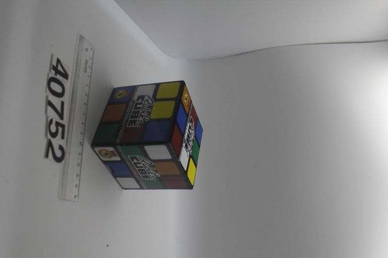 rubikś cube jigsaw puzzle - obrázek 1