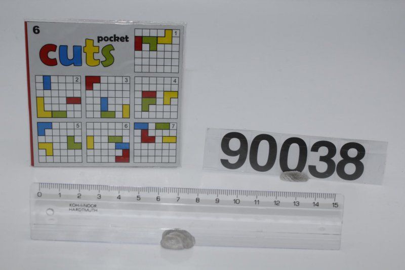 cuts pocket 6 - obrázek 1