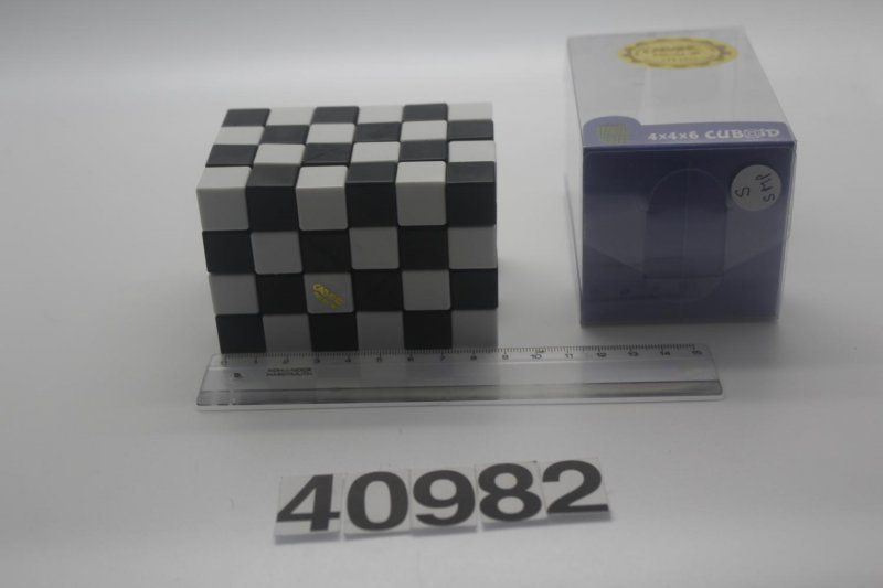 calvis 4x4x6 cuboid bíločerná šachovnice - obrázek 1