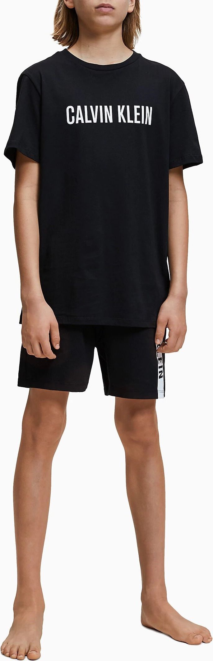 Calvin Klein černé chlapecké tričko Tee - 10-12 - obrázek 1
