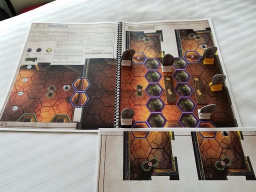 Cephalofair Games Gloomhaven: Jaws of the Lion - obrázek 2