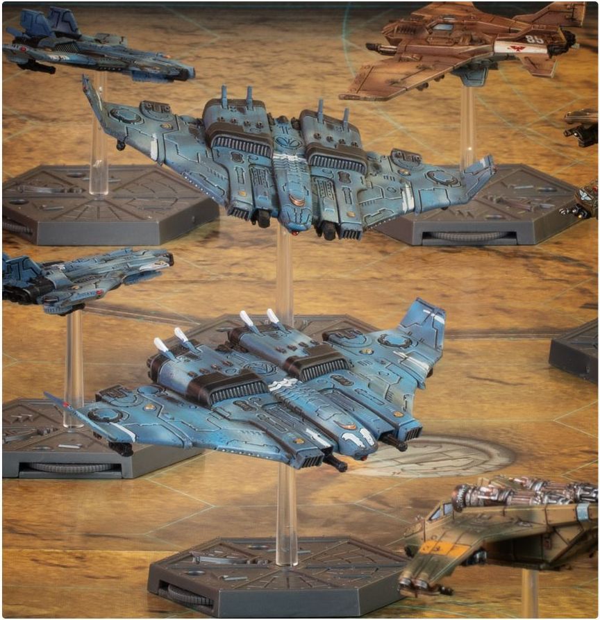 Games Workshop Aeronautica Imperialis: T'au Air Caste Tiger Shark Fighter-Bombers - obrázek 2
