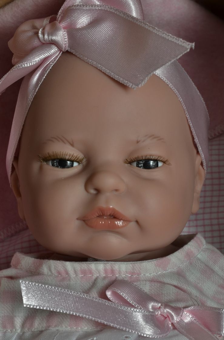 Realistické miminko - holčička - Bedřiška se zajíčkem od firmy Lamagik - obrázek 1
