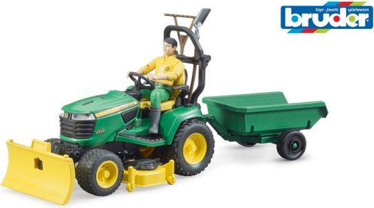 Bruder 62104 BWORLD Zahradní traktor John Deere X949 s figurkou a příslušenstvím - obrázek 2