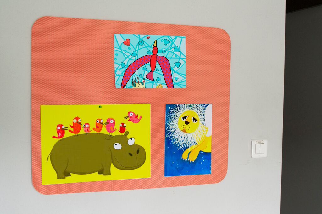 PĚNOVÁ SAMOLEPICÍ NÁSTĚNKA MINI VYLENKA ORANŽOVÁ 20 - obrázek 1