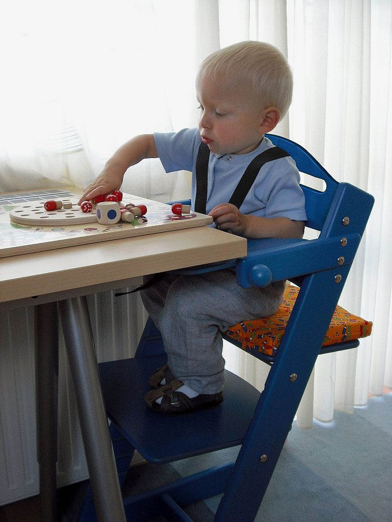KOMPLET PULTÍK S KŠANDIČKAMI K ŽIDLI JITRO - obrázek 2