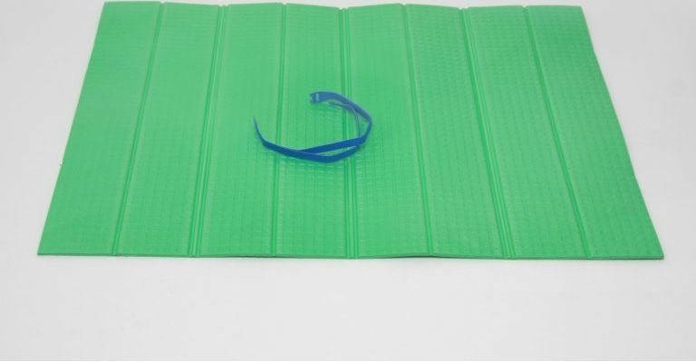 VELKÁ SKLÁDACÍ PODLOŽKA BABY-PAD - více barev - obrázek 16