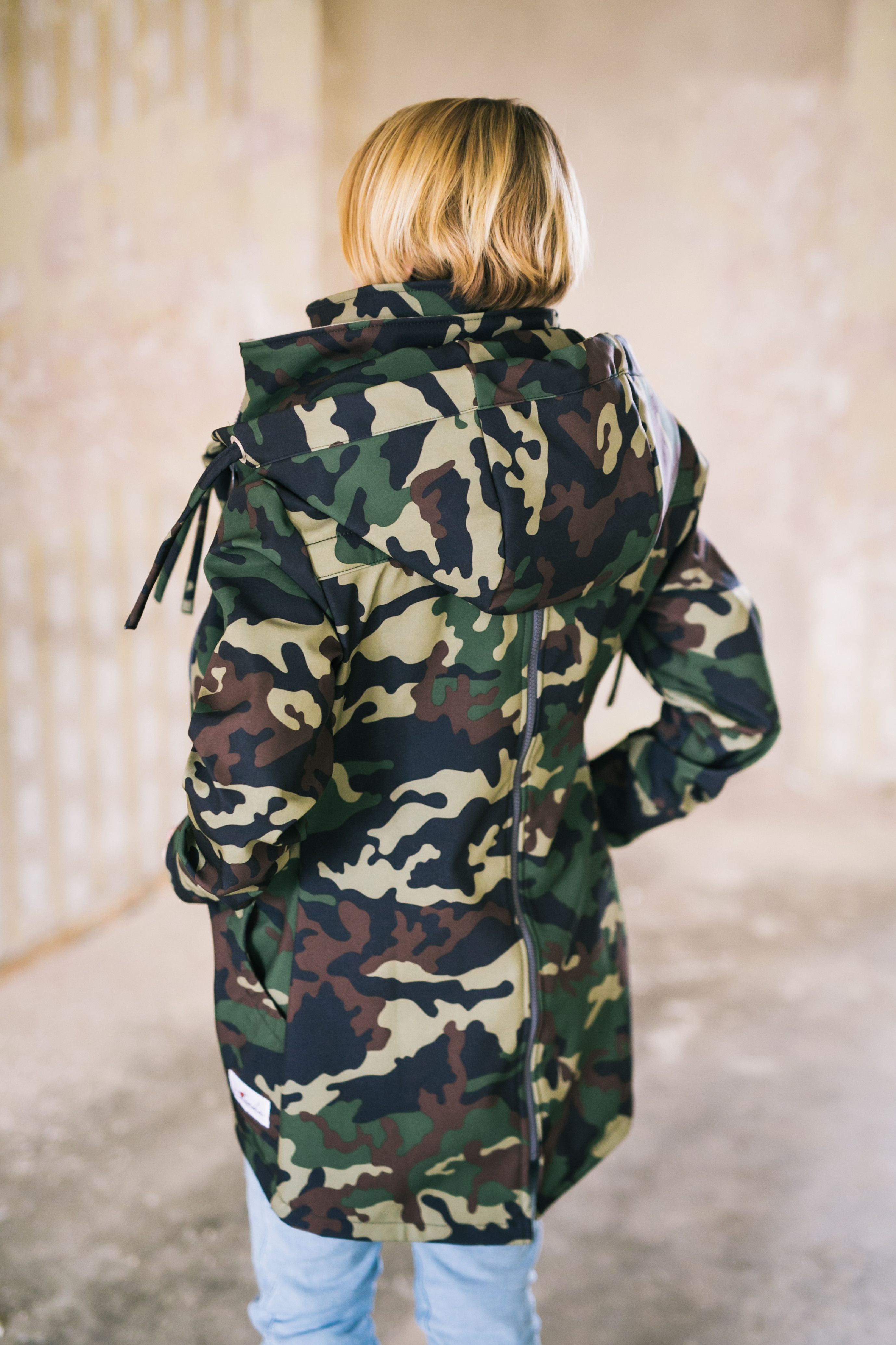 Be Lenka Army Forest softshellová bunda Provedení: Nosící bunda se softshellovou vsádkou 2 v 1, Velikost: XL - obrázek 2