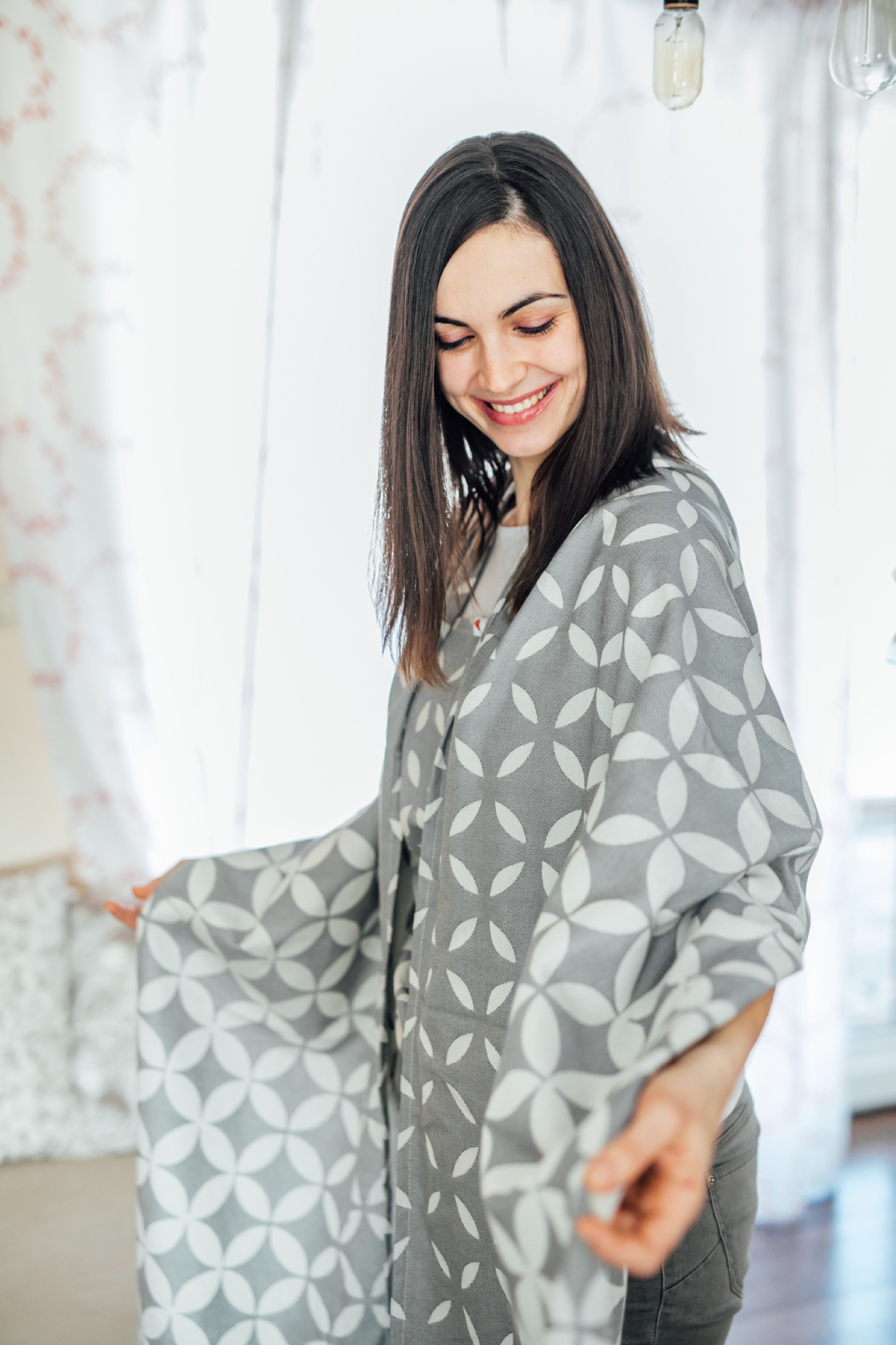 Be Lenka Šátek Lenka Classic - Grey Velikost: 4,6 m - obrázek 1