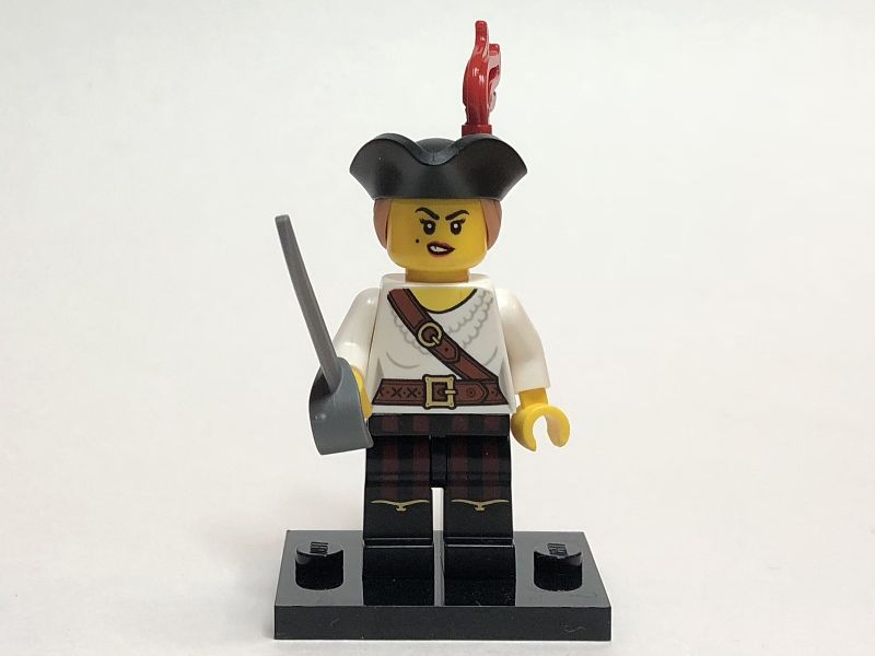 LEGO  66641 minifigurky 05. Pirate Girl - obrázek 1