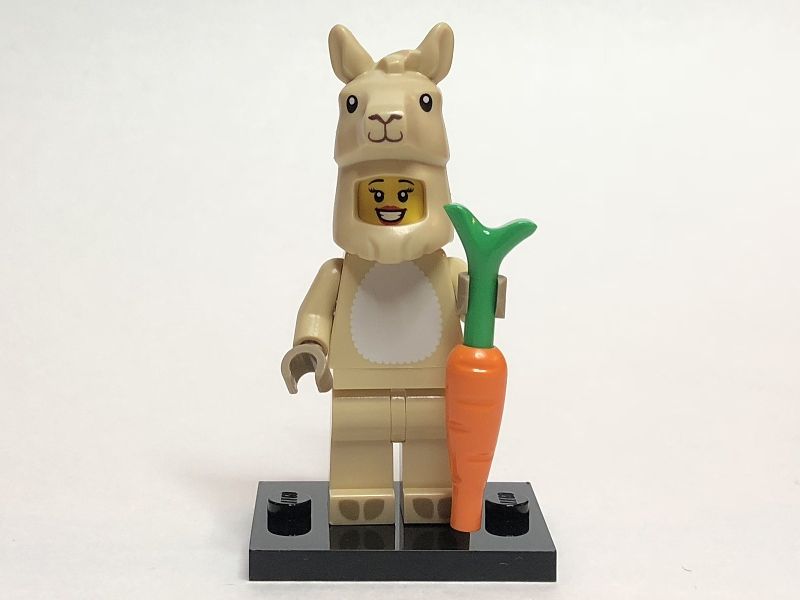 LEGO  66641 minifigurky 07. Llama Costume Girl - obrázek 1