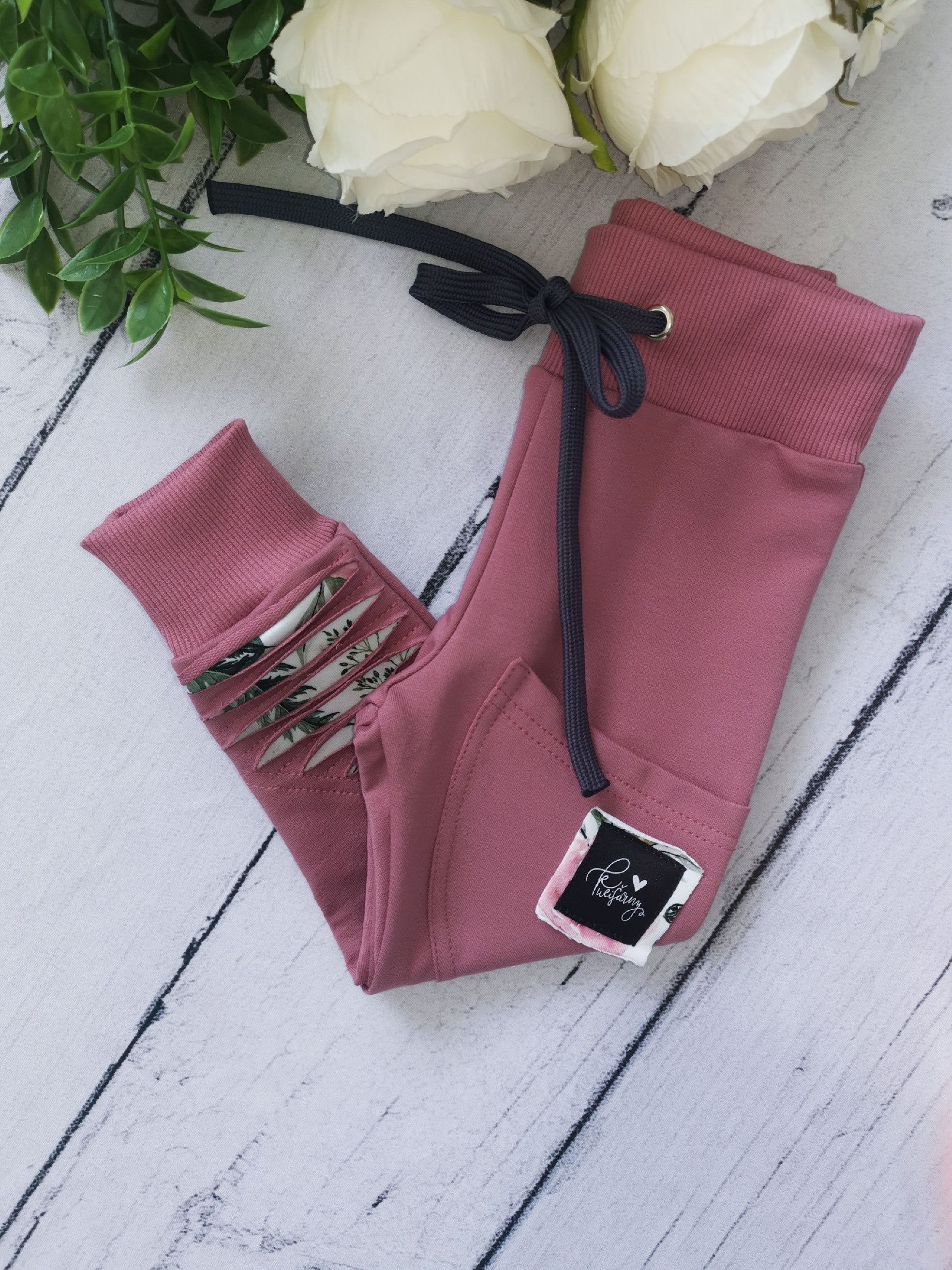 Kulišárny (handmade) Tepláčky rebel ,,OldPink,, RosAntic VELIKOST: 86-92 - obrázek 1