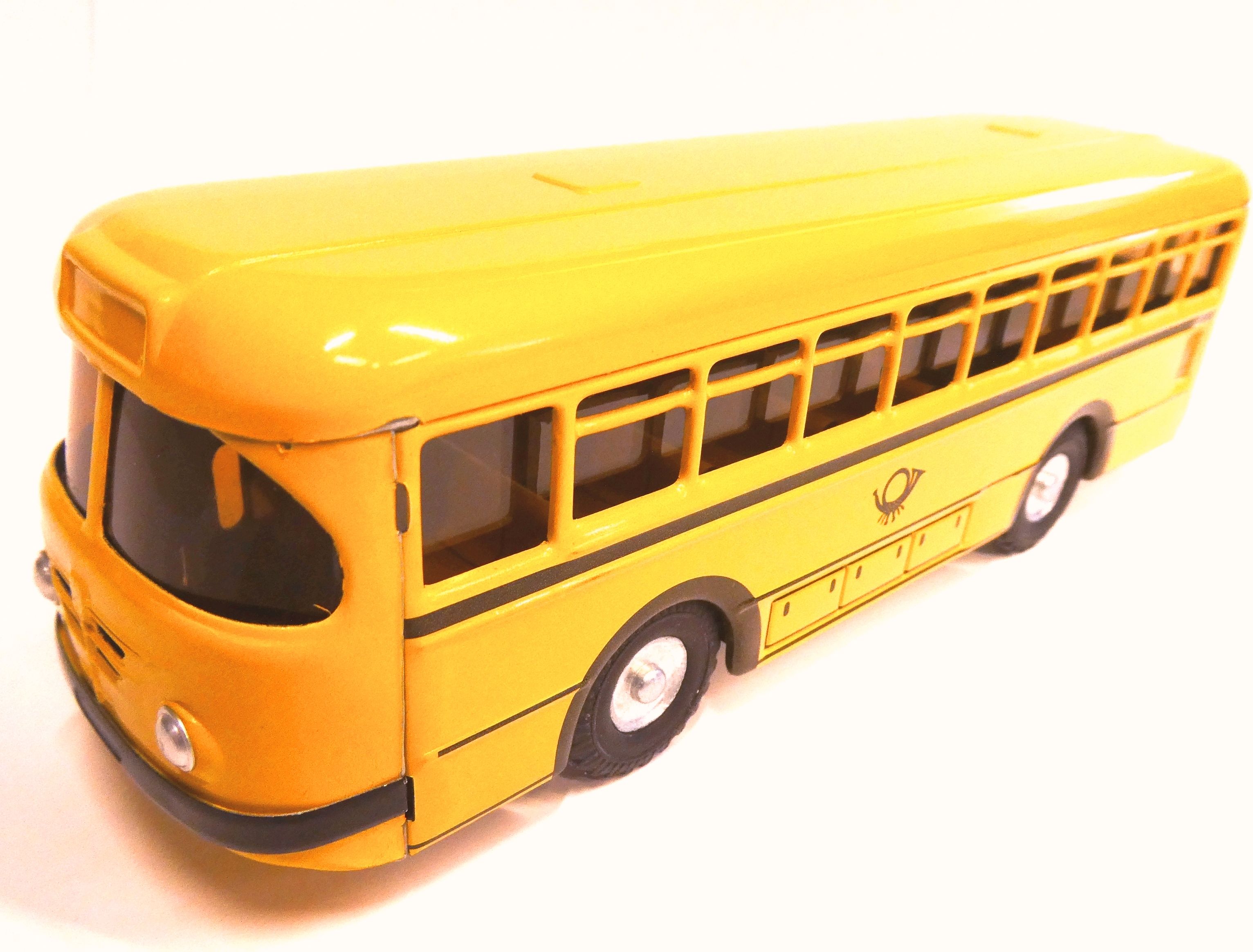 Kovap Autobus žlutý pošta - obrázek 1