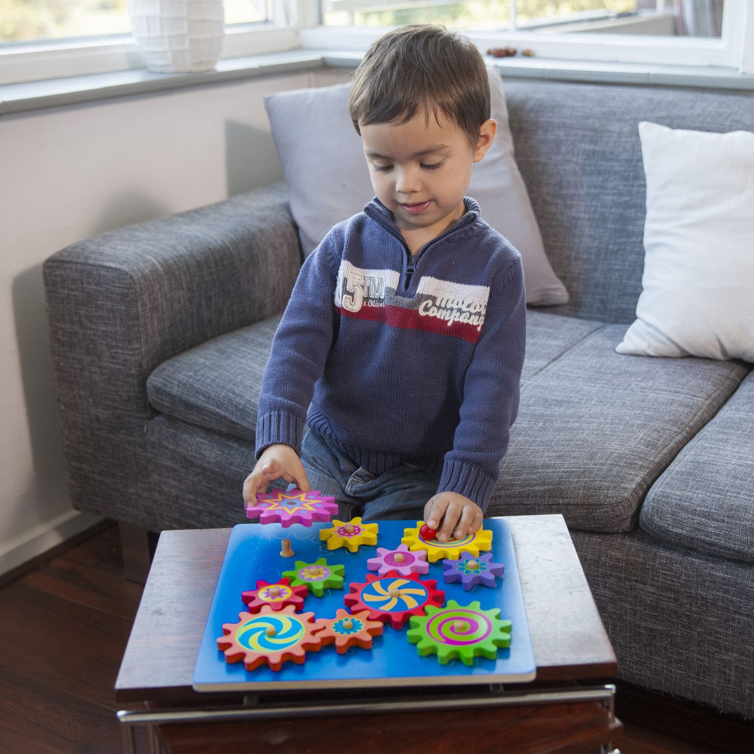 New Classic Toys Dřevěné puzzle ozubená kolečka - obrázek 4
