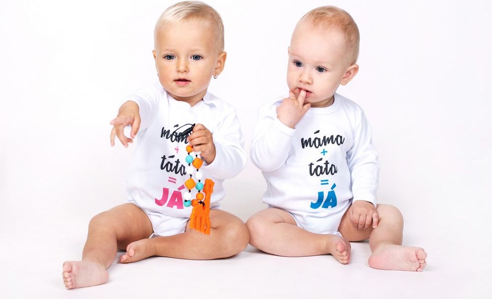 Dětské body s potiskem, máma+táta=Já, New Baby, bílé velikost 68 - obrázek 2