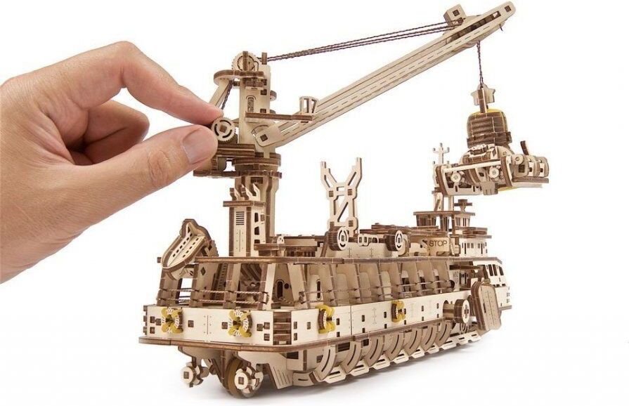 Ugears 3D dřevěné mechanické puzzle Výzkumný parník - obrázek 9