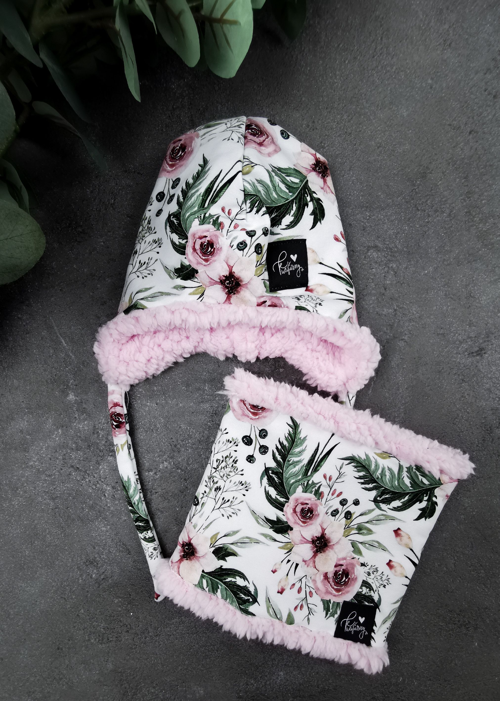 Kulišárny (handmade) Nákrčník s beránkem ,,RosAntic,, Pink VELIKOST: 74-80 - obrázek 2