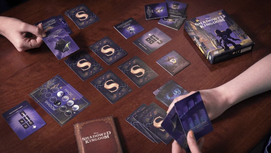 Mondo Games Disney Shadowed Kingdom - EN - obrázek 2