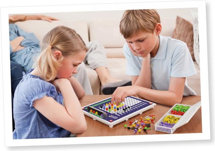 Quercetti Secret Code break the hidden code – hlavolamová hra - obrázek 4