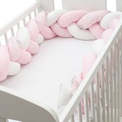 Mantinel do postýlky copánkový - KRÁLÍČCI na růžovém - 225cm - obrázek 2