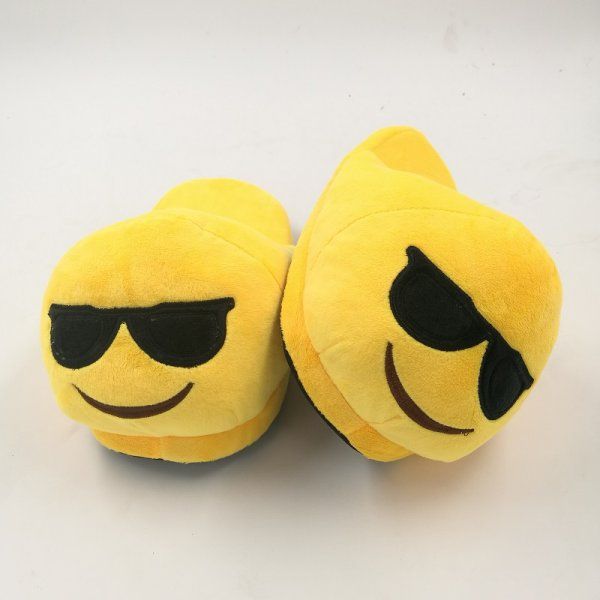 Plyšové pantofle EMOJI Varianta: Srdíčka - obrázek 3